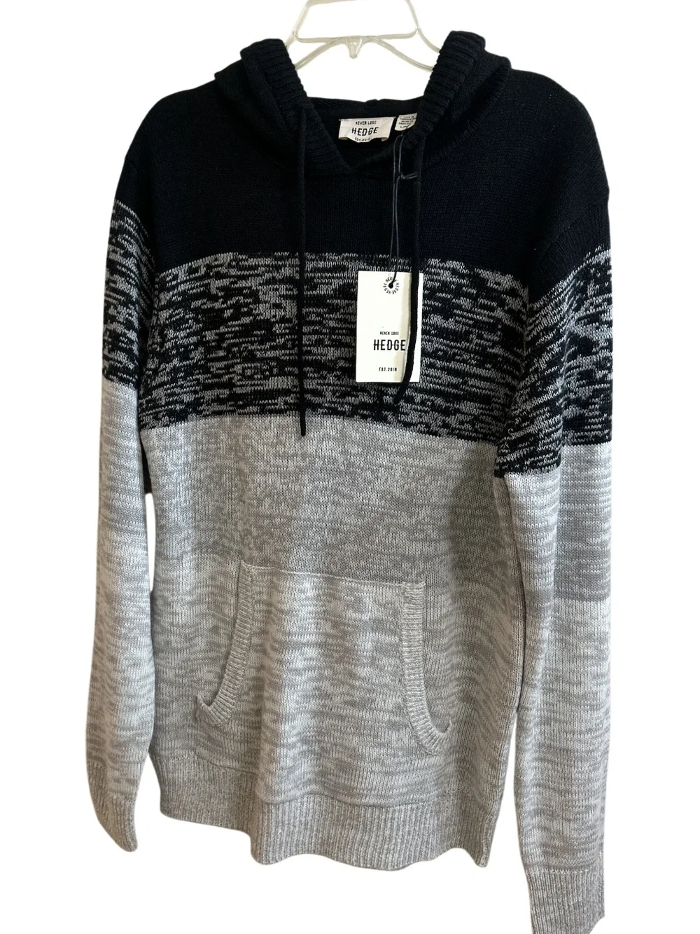 NWT HEDGE Men's Colorblock Knit Pullover Hoodie Sweater Gray & Black Size Large